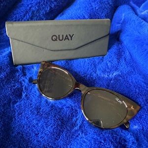 QUAY SUNGLASSES - APHRODITE TORTOISE